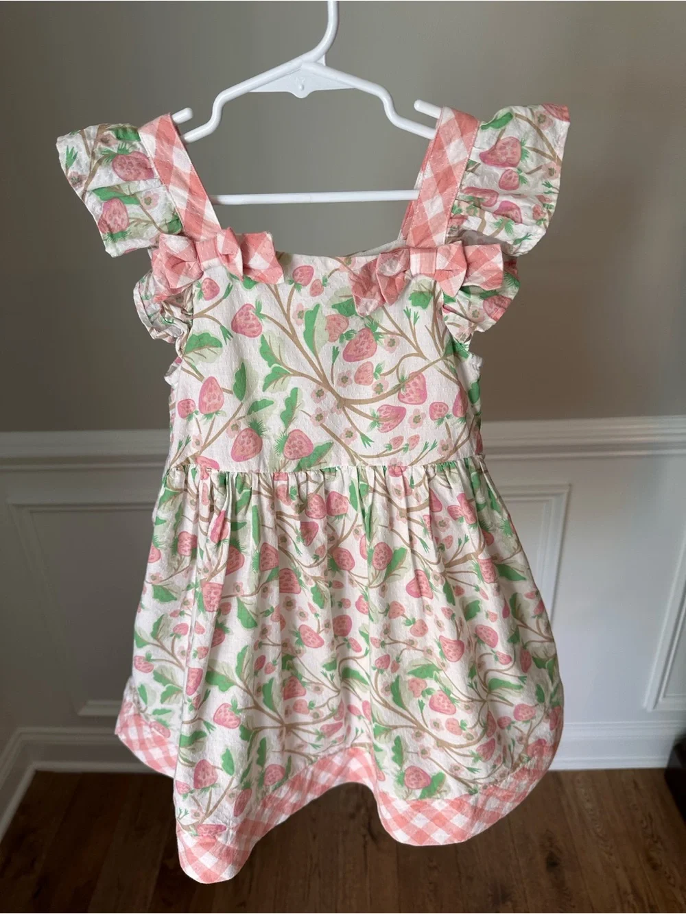 Cupcakes and Cashmere Strawberry Print Sundress size 5